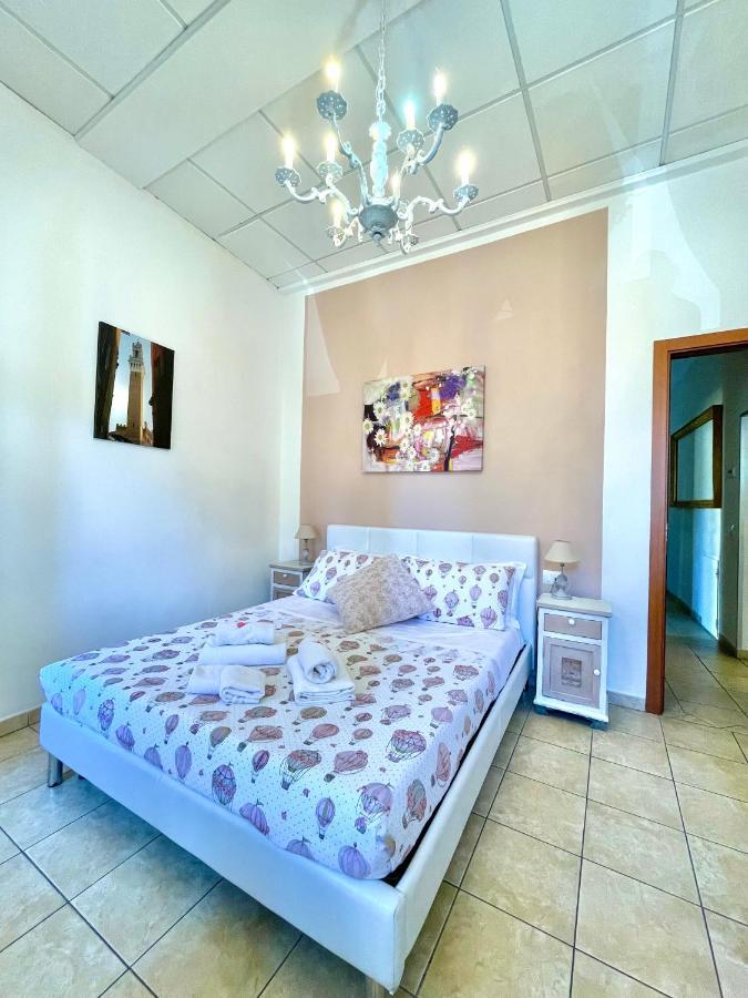 B&B Le Camere Di Livia Siena Exteriör bild