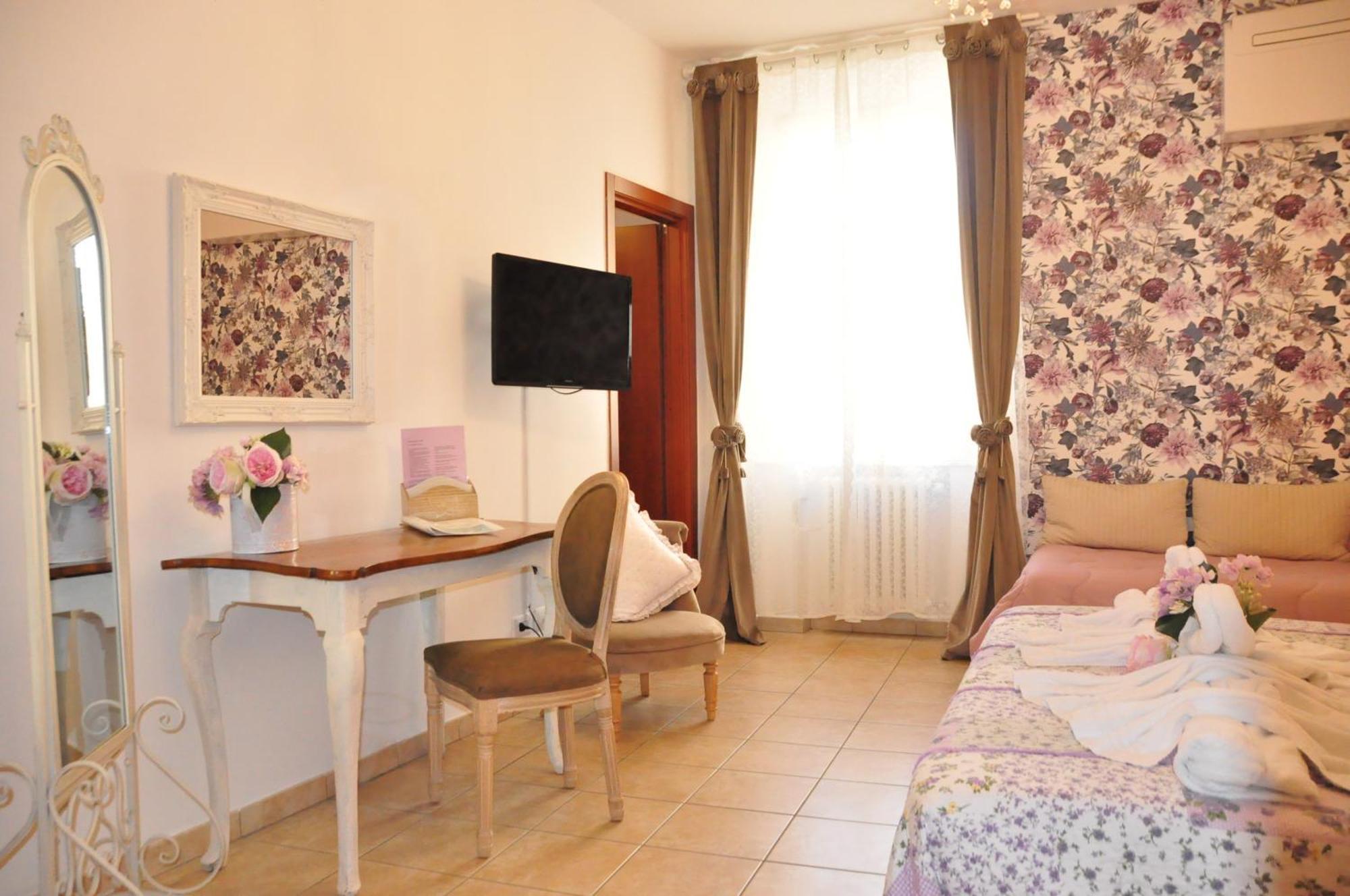 B&B Le Camere Di Livia Siena Exteriör bild